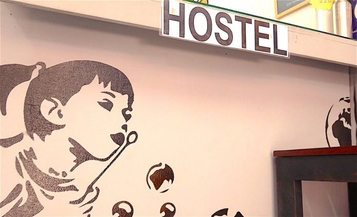 Hostels on Koh Tao thefunkyturtle.com koh tao central hostel