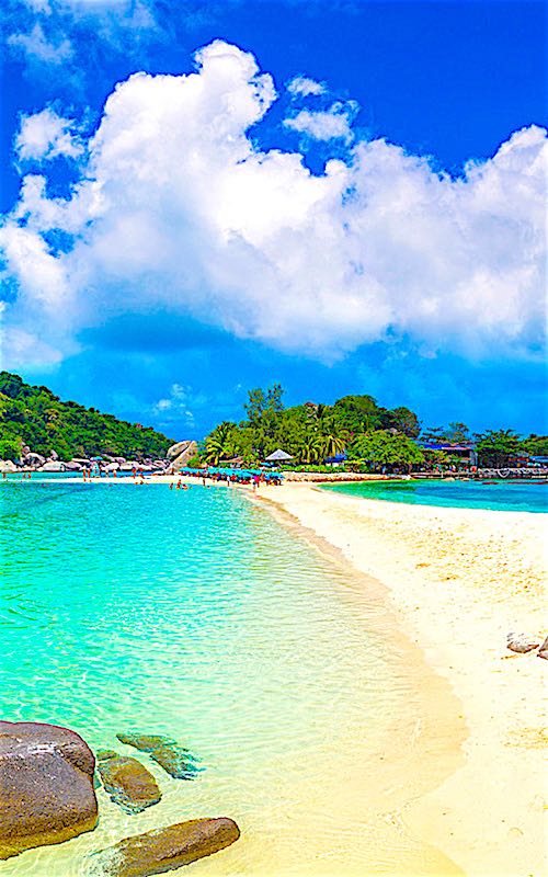 thefunkyturtle.com-koh-nangyuan-beach-koh-tao-in-thailand