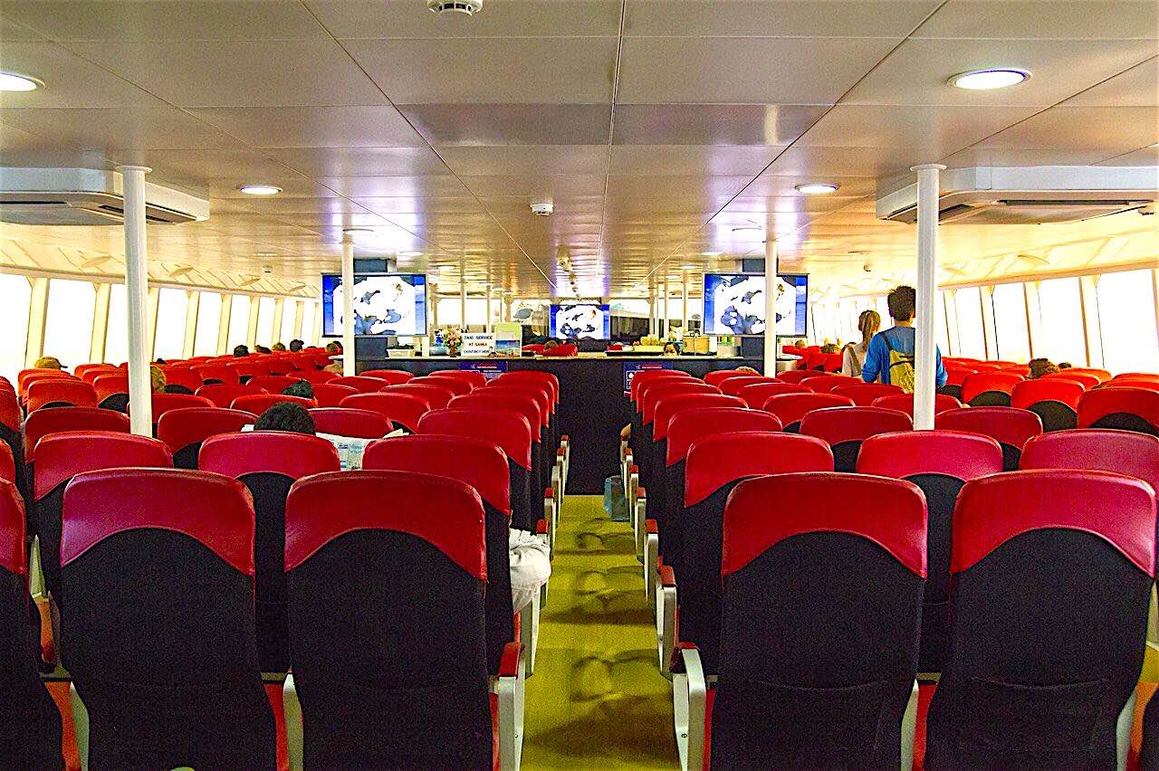 www.thefunkyturtle.com songserm express ferry interior