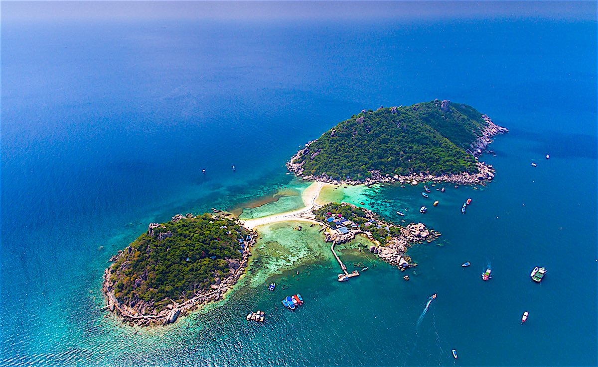 www.thefunkyturtle.com-beautiful-koh-nangyuan-beach-koh-tao