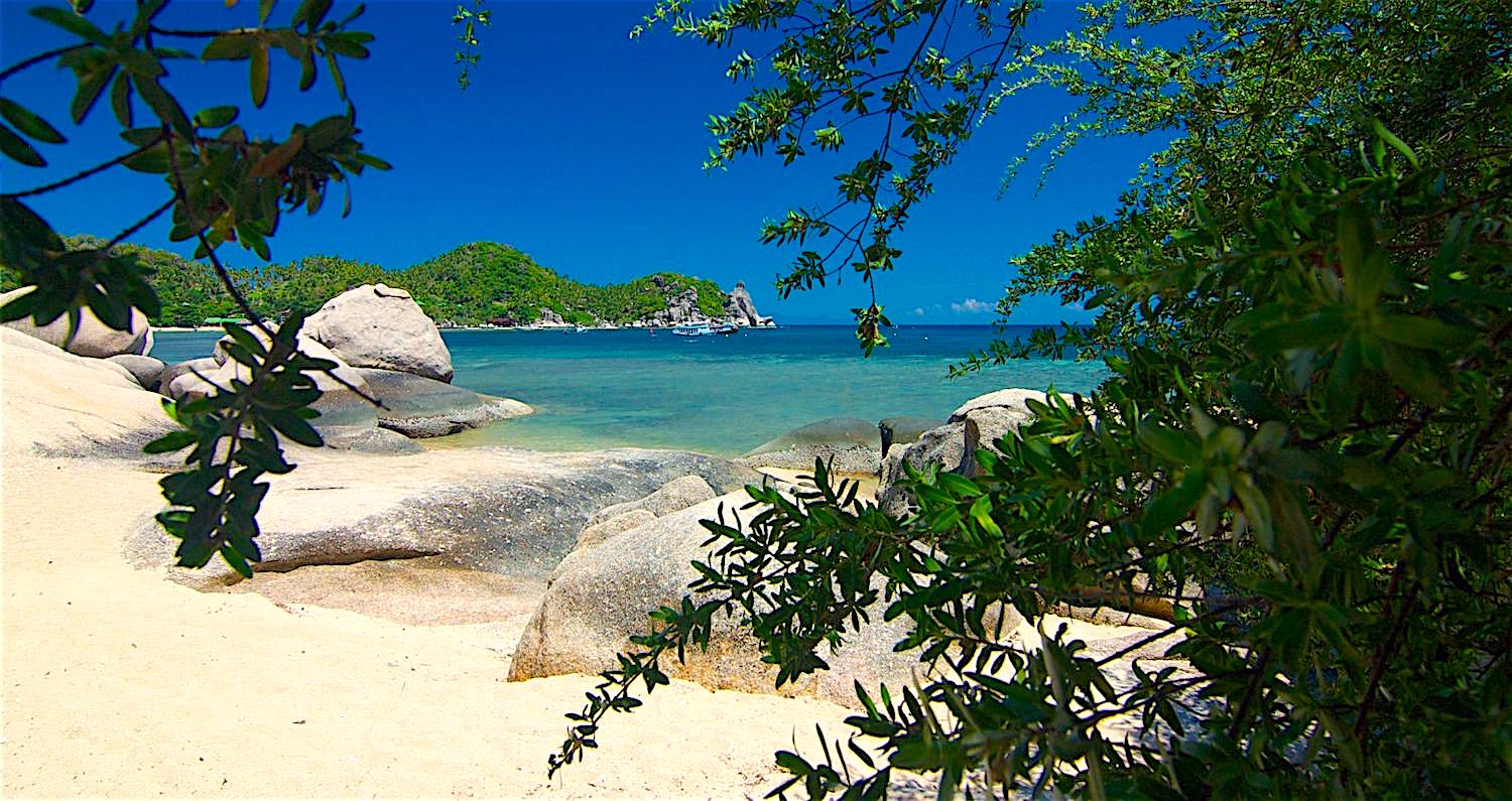 www.thefunkyturtle.com best beaches koh tao saan jao beach