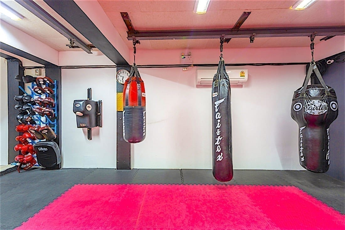 www.thefunkyturtle.com best gym and fitness boxing area koh tao