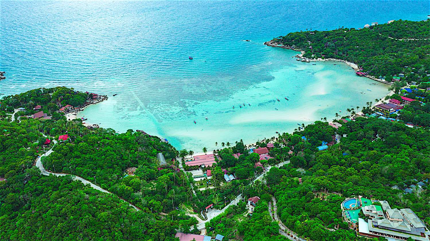 www.thefunkyturtle.com-chalok-ban-khao-bay-koh-tao