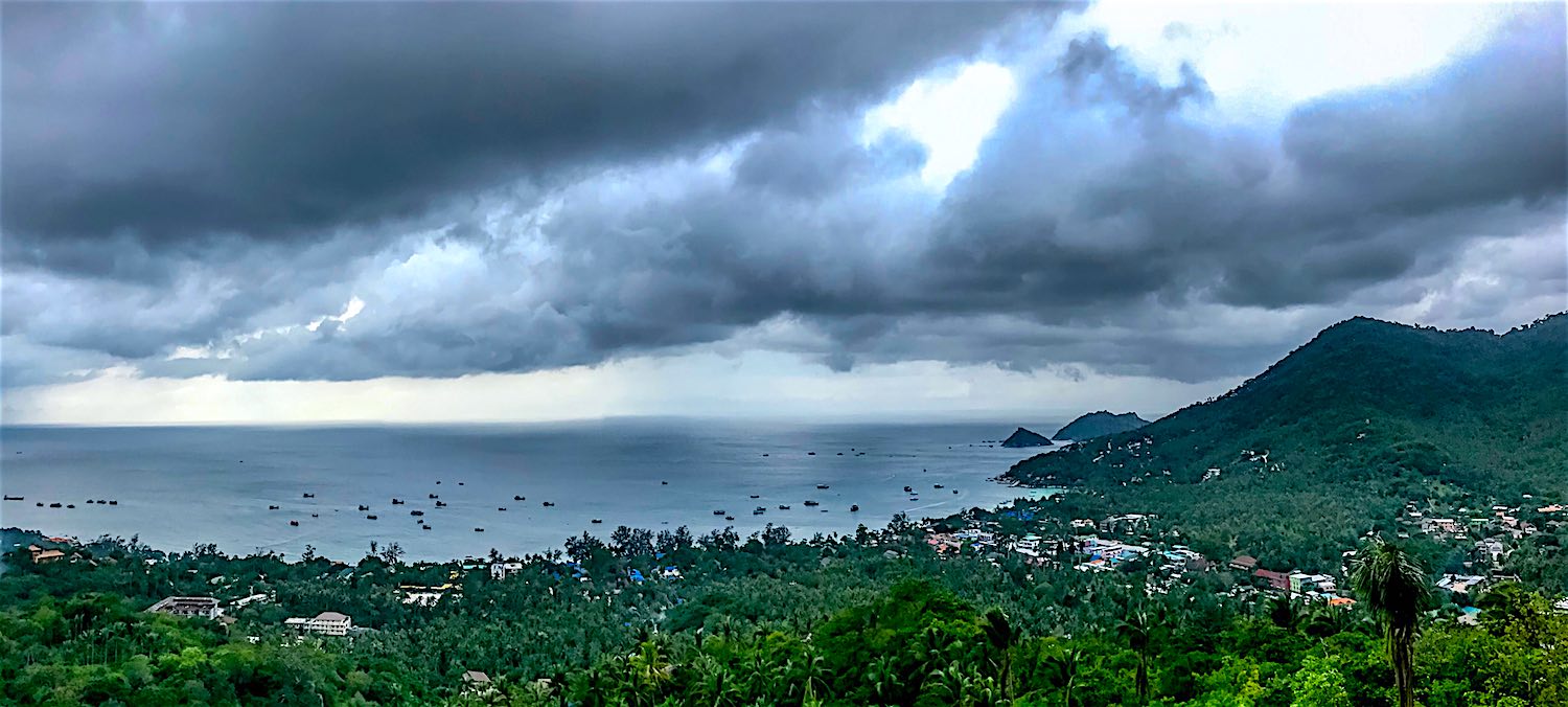 www.thefunkyturtle.com-cloudy-sky-weather-koh-tao