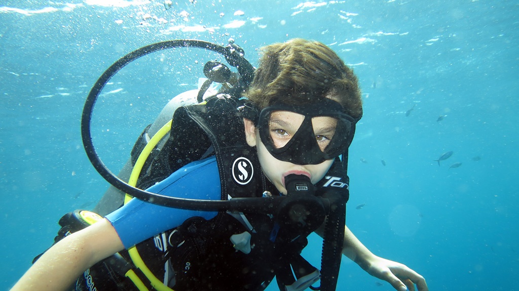 www.thefunkyturtle.com-junior-open-water-course-on-koh-tao