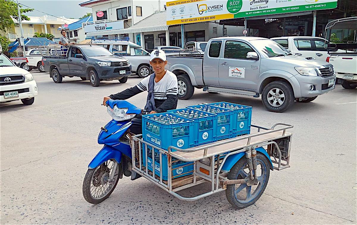 www.thefunkyturtle.com s and s water delivery koh tao