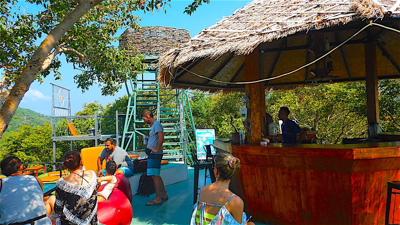 www.thefunkyturtle.com food and drink sun suwan 360 bar and viewpoint koh tao