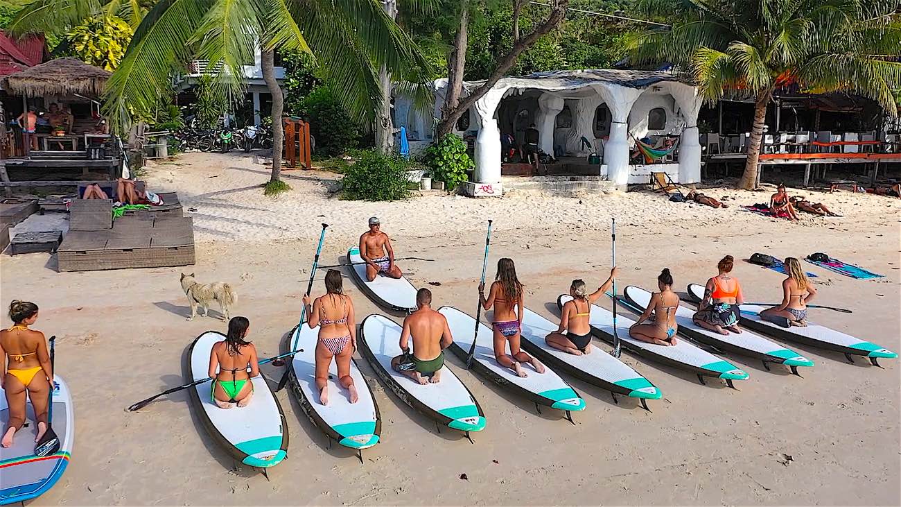 www.thefunkyturtle.com sup tao best paddleboarding in sairee beach on koh tao