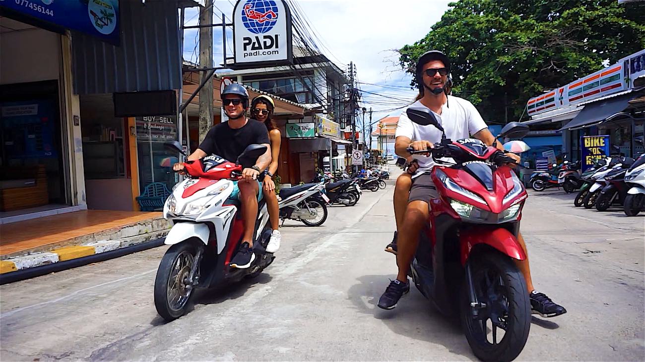 www.thefunkyturtle.com koh tao scooter rental safety tips