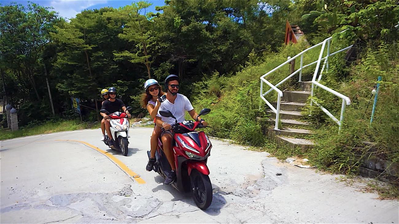 www.thefunkyturtle.com koh tao scooter rental tips have fun