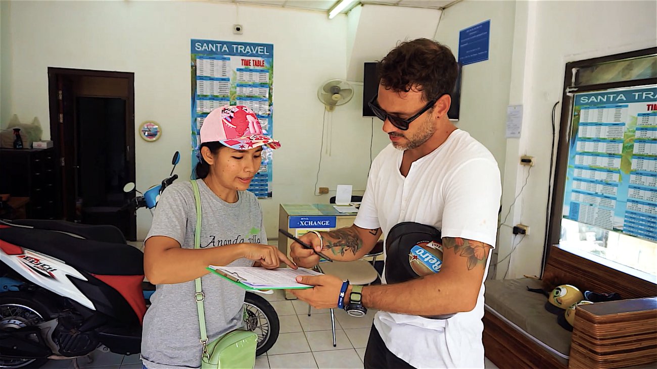 www.thefunkyturtle.com koh tao scooter rental tips sign paperwork